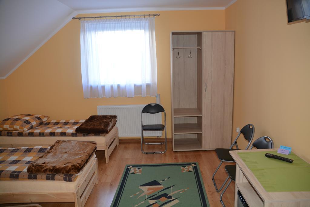 Pokoje Goscinne U Agaty Starogard Gdański Zimmer foto