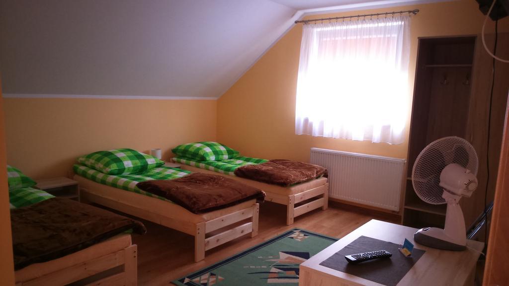 Pokoje Goscinne U Agaty Starogard Gdański Zimmer foto